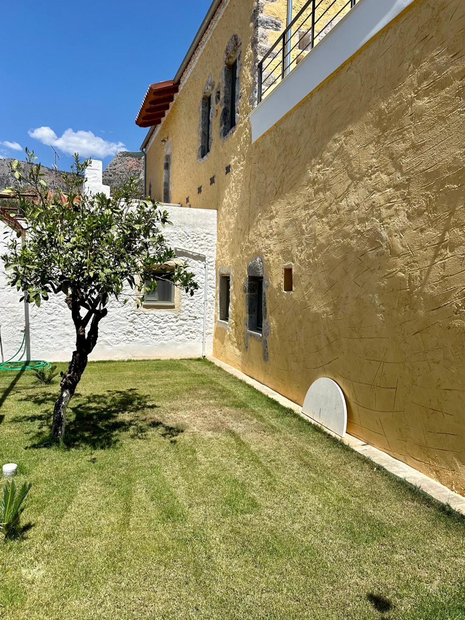Alexander House 2 Villa Leonídion Exterior photo